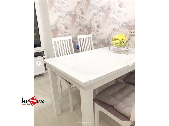 ubrus na stul z mekkeho skla 80x145 cm