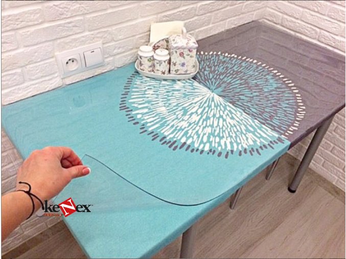 ubrus na stul z mekkeho skla 83x149 cm