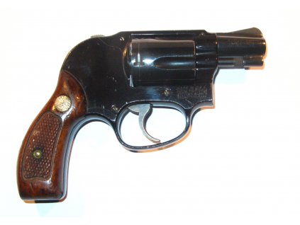 S&W Model 38 cal. 38 Spec.