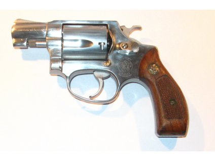 S&W Model 60 cal. 38 Spec.