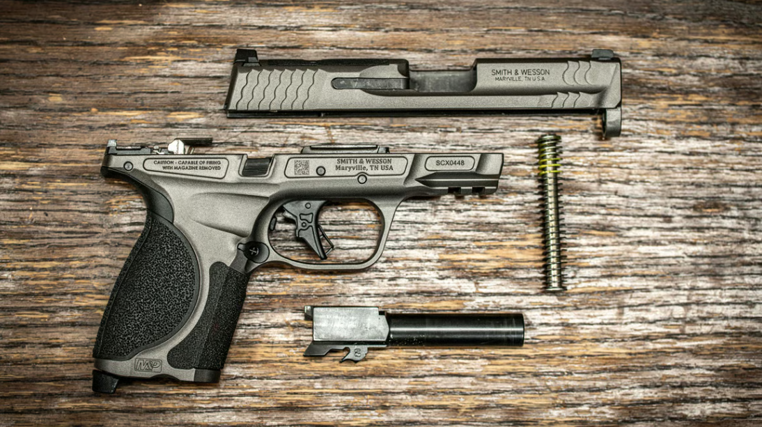 Nový kovový kompakt M&P9 M2.0 zmenšil velikost, ale zachoval výkon