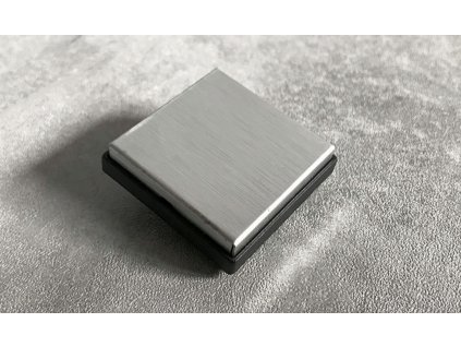 Krytka k pantu na sklo HRANATÁ