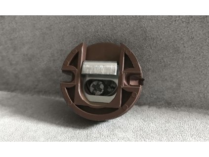 Závěs excentrický