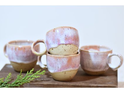 Espresso šálka v odtieňoch rúžovej 90ml