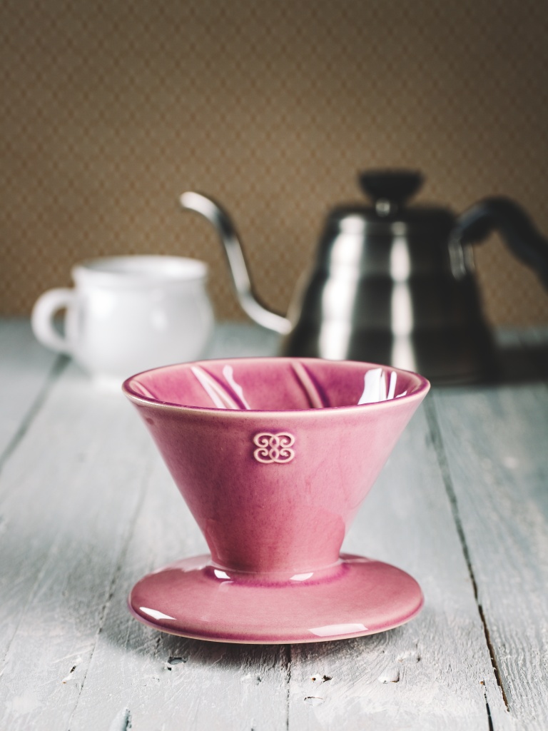 Levně Keramika Vanya Dripper - překapávač na kávu - lila
