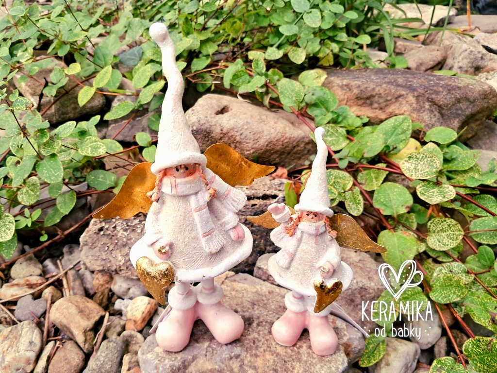 Vánoční anděl se srdcem