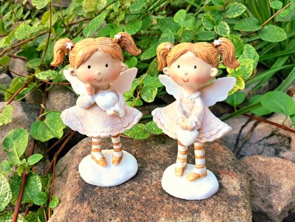 Anděl s bílým srdíčkem