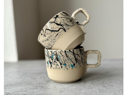 Hrnek - s hranatým uchem 260-290ml II.jakost