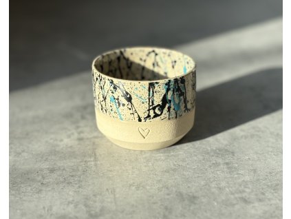 Kalíšek se srdíčkem - 120-140ml modro černý