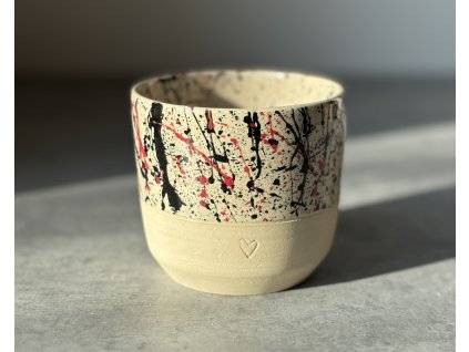 Kalíšek - srdíčko 300ml červeno černý