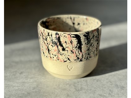 Kalíšek - srdíčko 250ml lososovo černý