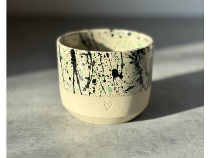 Kalíšek - srdíčko 250ml zeleno černý