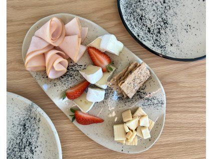 Malý servírovací talíř - 28x16cm - černý