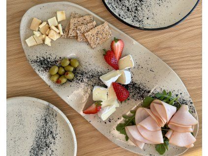 Velký servírovací talíř- 45x20cm - černý