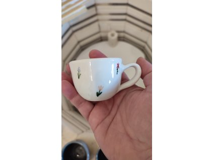 Herbář s uchem o objemu cca 100 ml