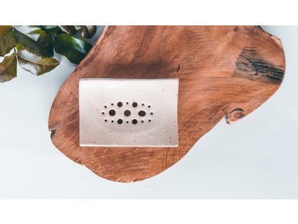 Mýdlenka obdélník přírodní tečkovaná