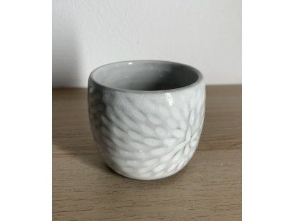 Kalíšek Bílý květ - černá 150 ml