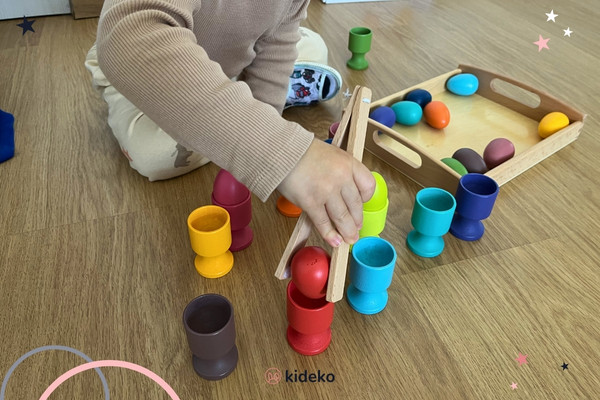 vkladacka-vajicka-farebne