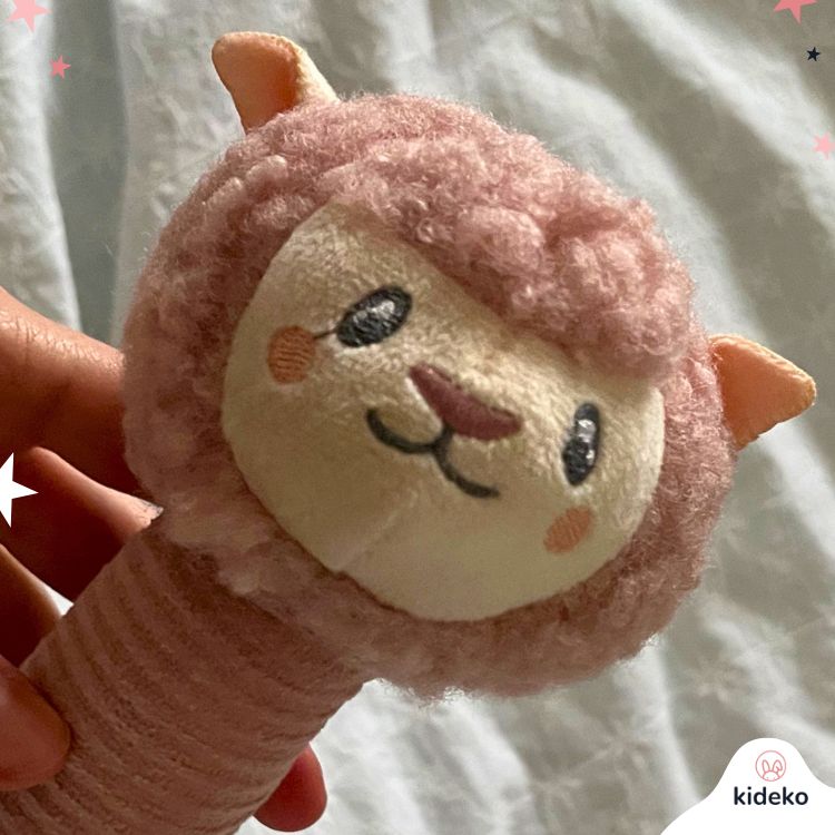 new-baby-hrkálka-lama-detail-prepracovaná-hračka