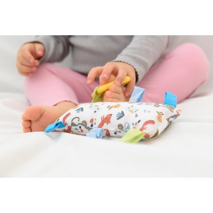 1296 mymoo montessori uchopovy vankusik zvieratka