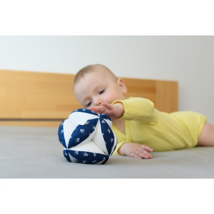 213 mymoo montessori uchopova lopticka ludovy vzor