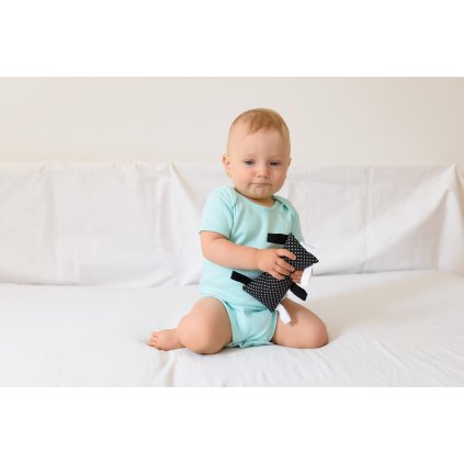 381 mymoo montessori uchopovy vankusik bodky