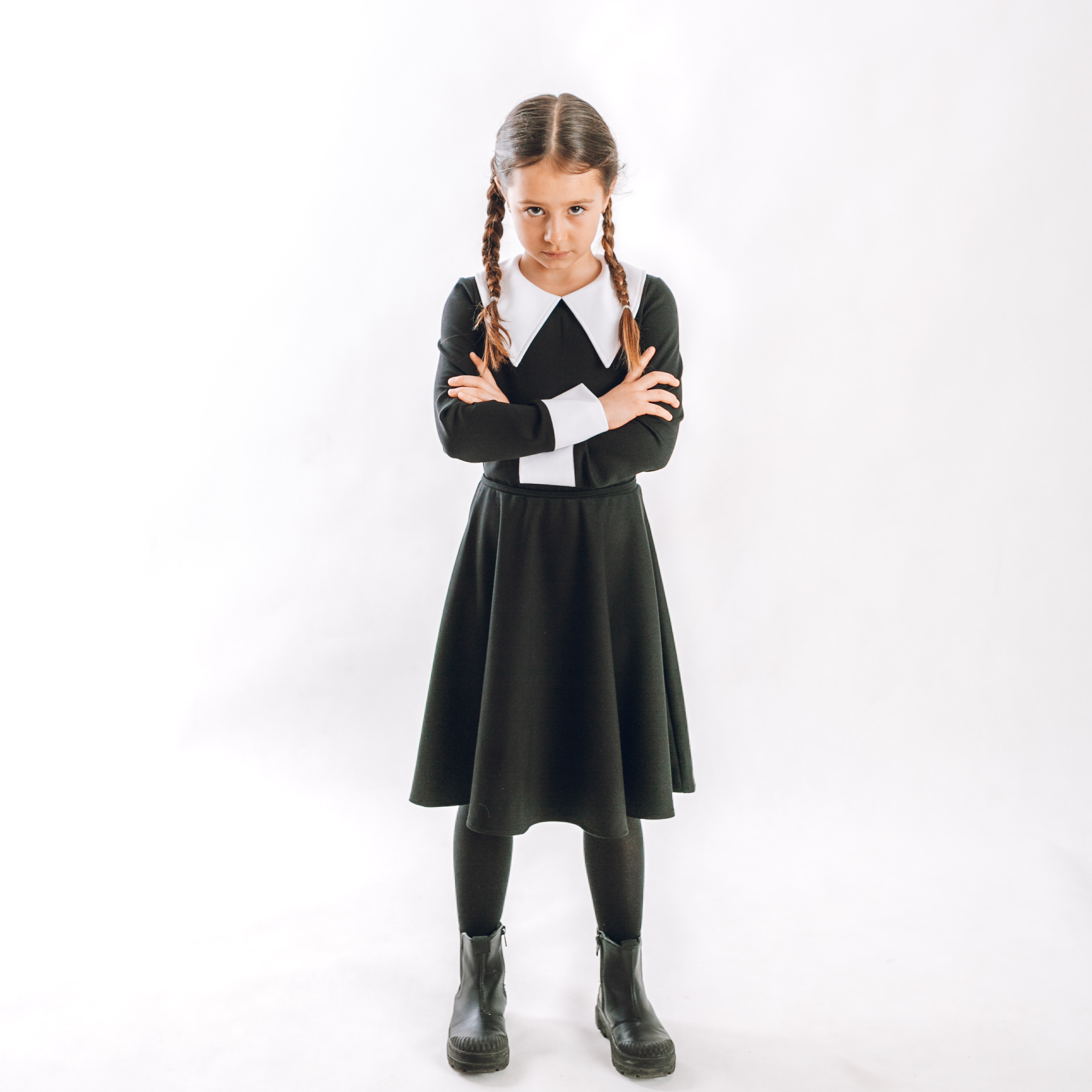 Kolekcia Black by KidsMall Čierne šaty Black Veľkosť: 128