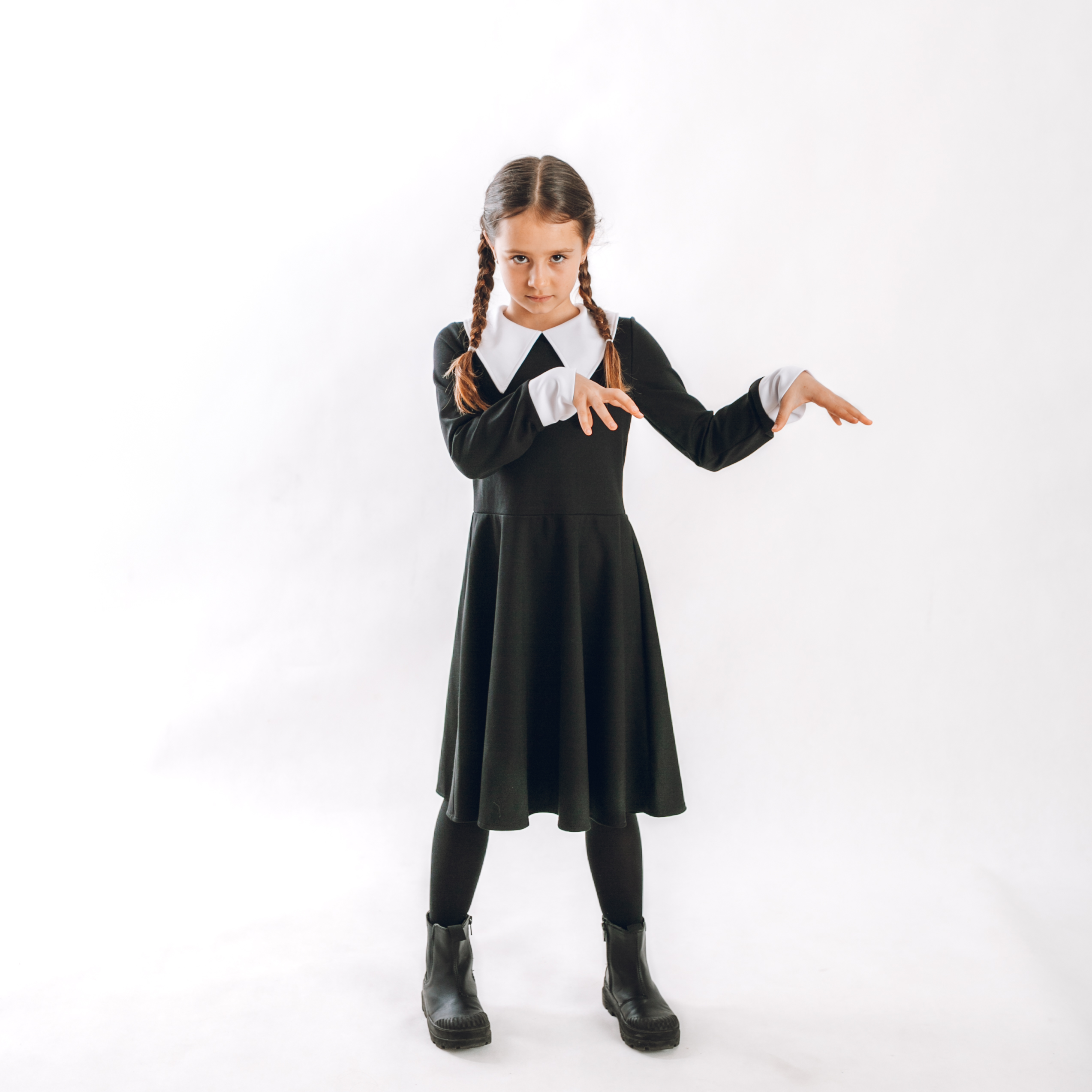 Kolekcia Black by KidsMall Čierne šaty Black Veľkosť: 128
