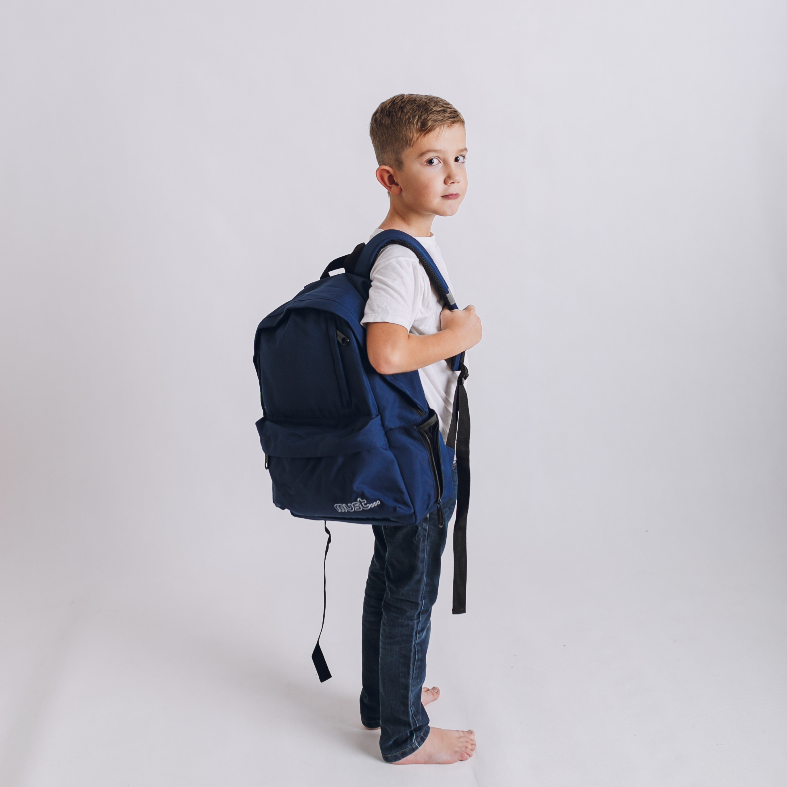 Monochrome EKO Ergonomický eko batoh z recyklovaných materiálov NAVY 22l