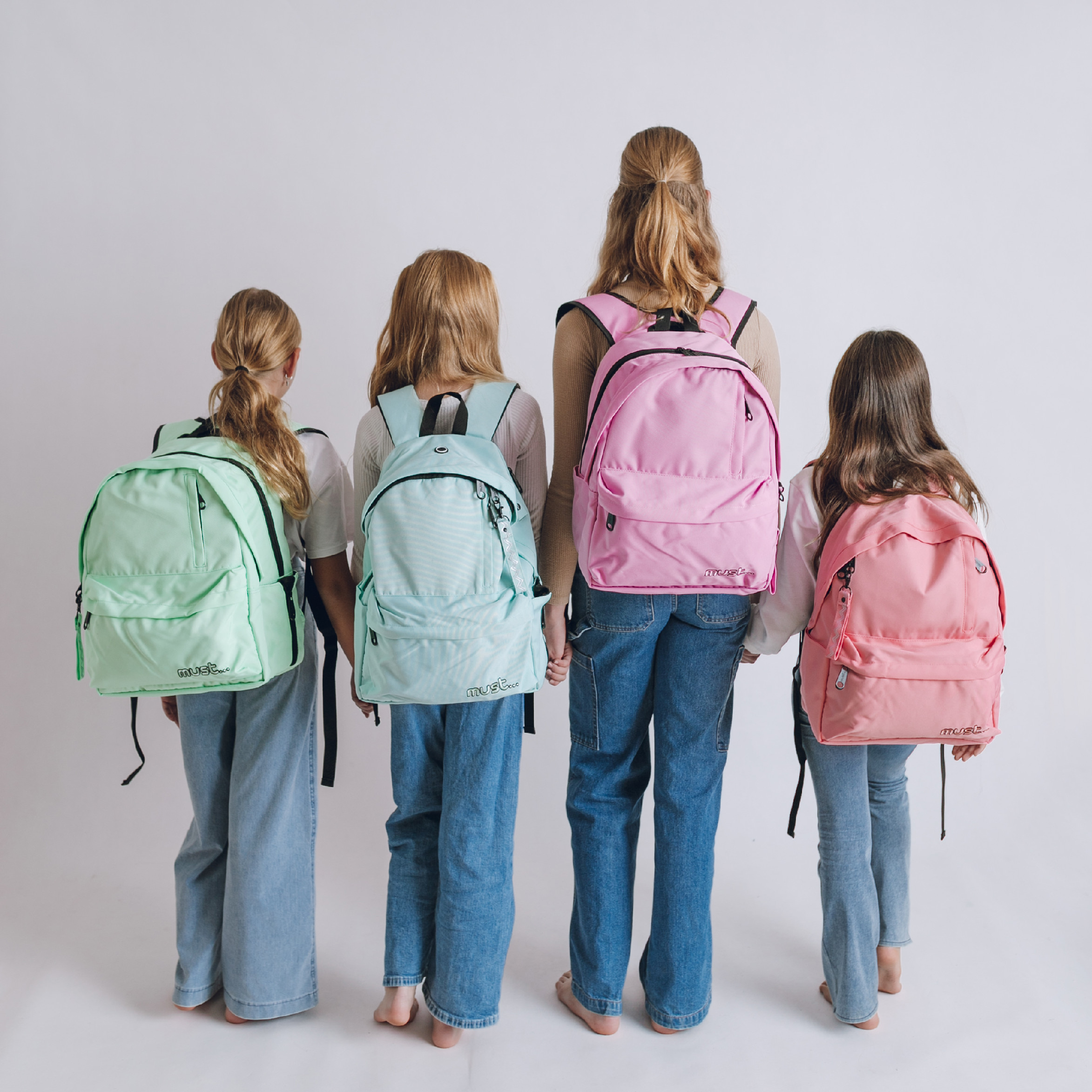 Monochrome EKO Ergonomický eko batoh z recyklovaných materiálov LIGHT GREEN 22l