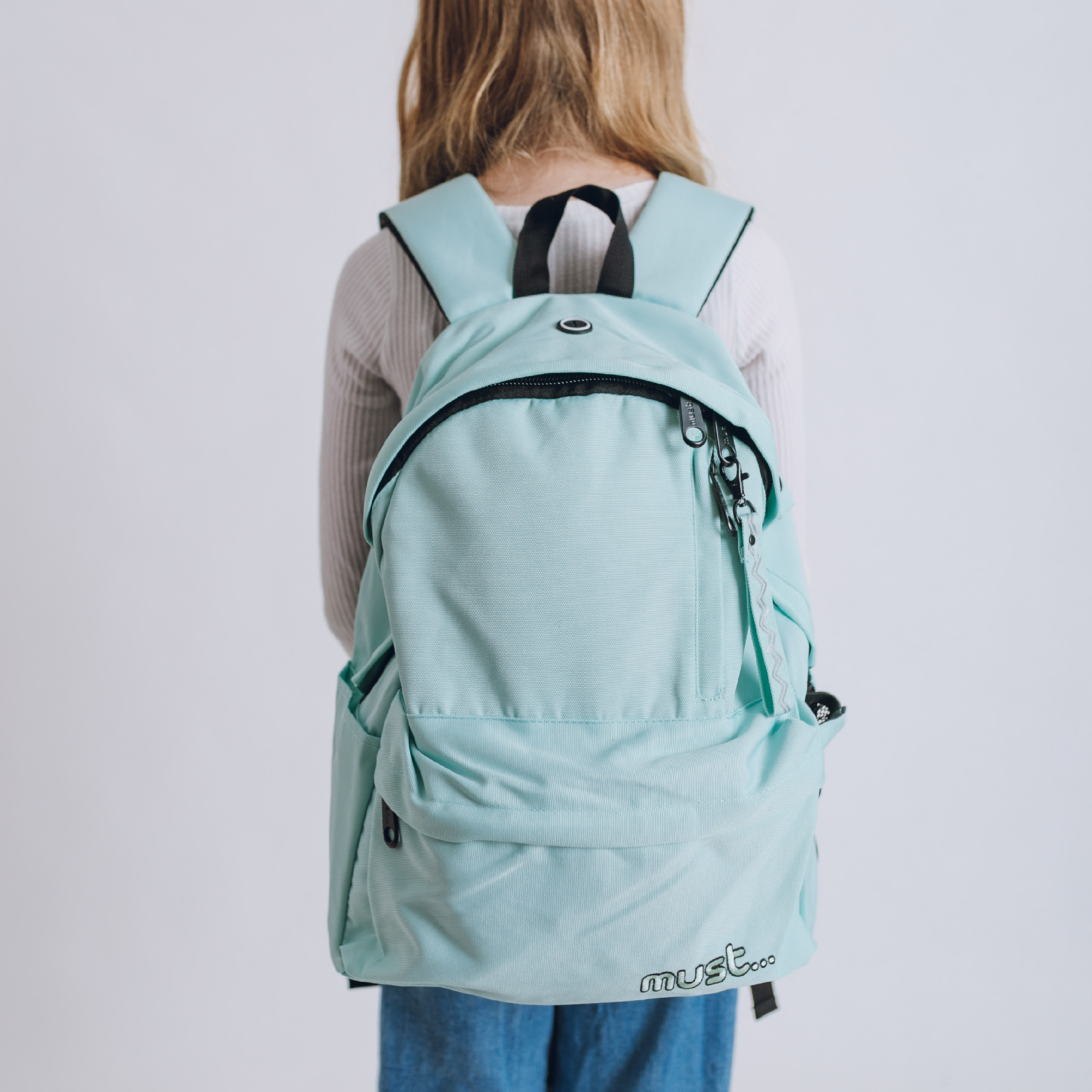 Monochrome EKO Ergonomický eko batoh z recyklovaných materiálov LIGHT GREEN 22l