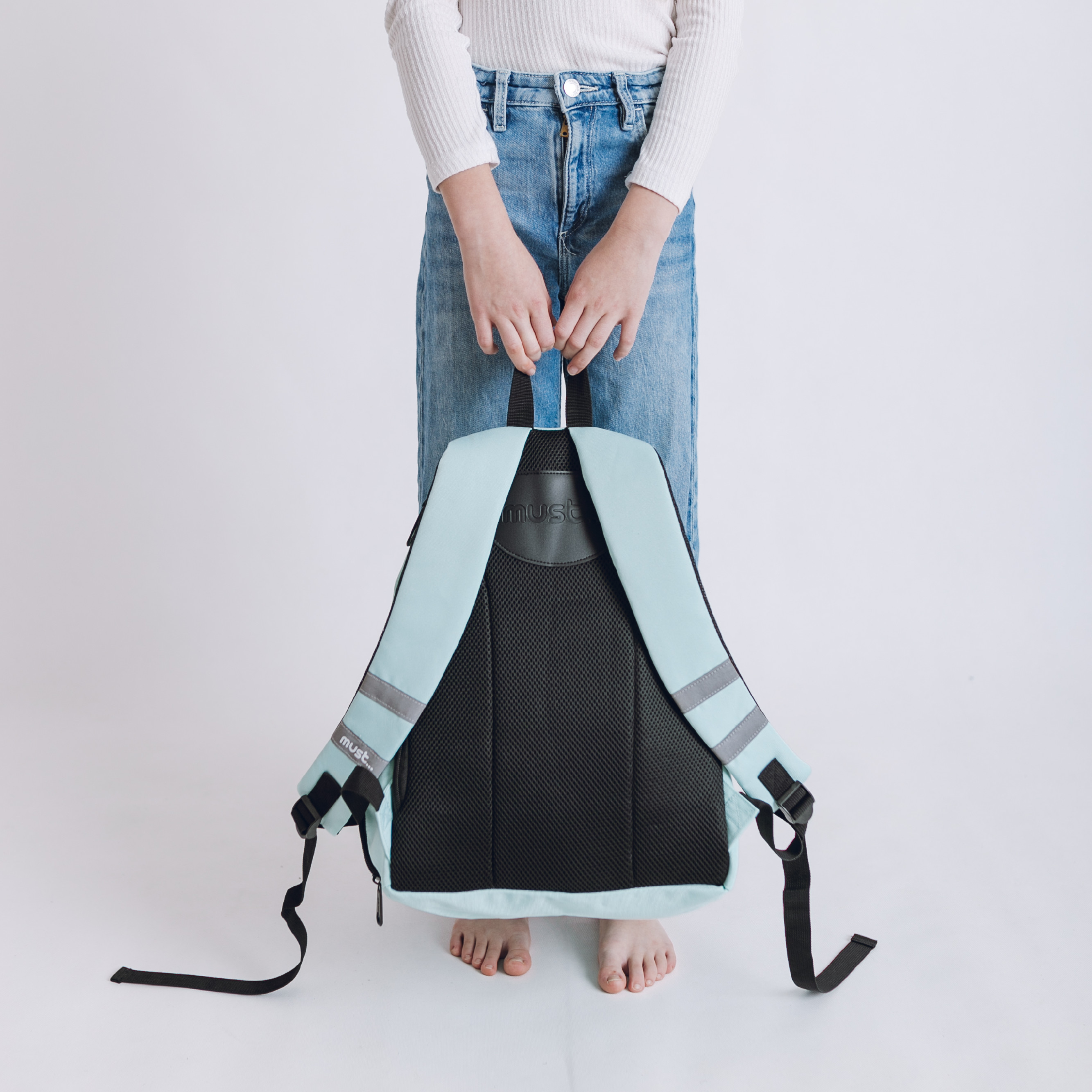 Monochrome EKO Ergonomický eko batoh z recyklovaných materiálov LIGHT GREEN 22l