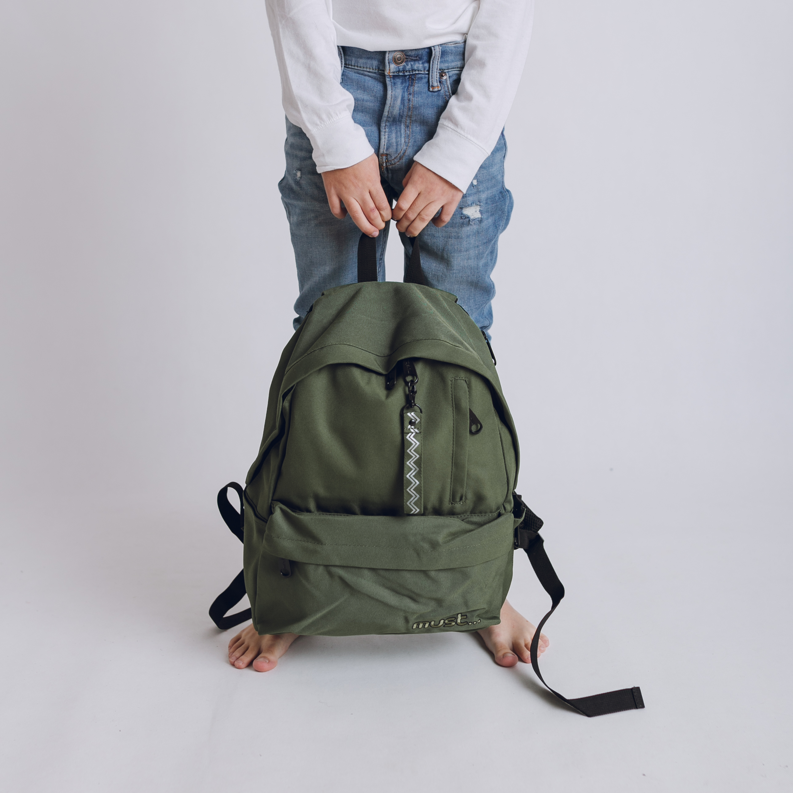 Monochrome EKO Ergonomický eko batoh z recyklovaných materiálov OLIVE 22l