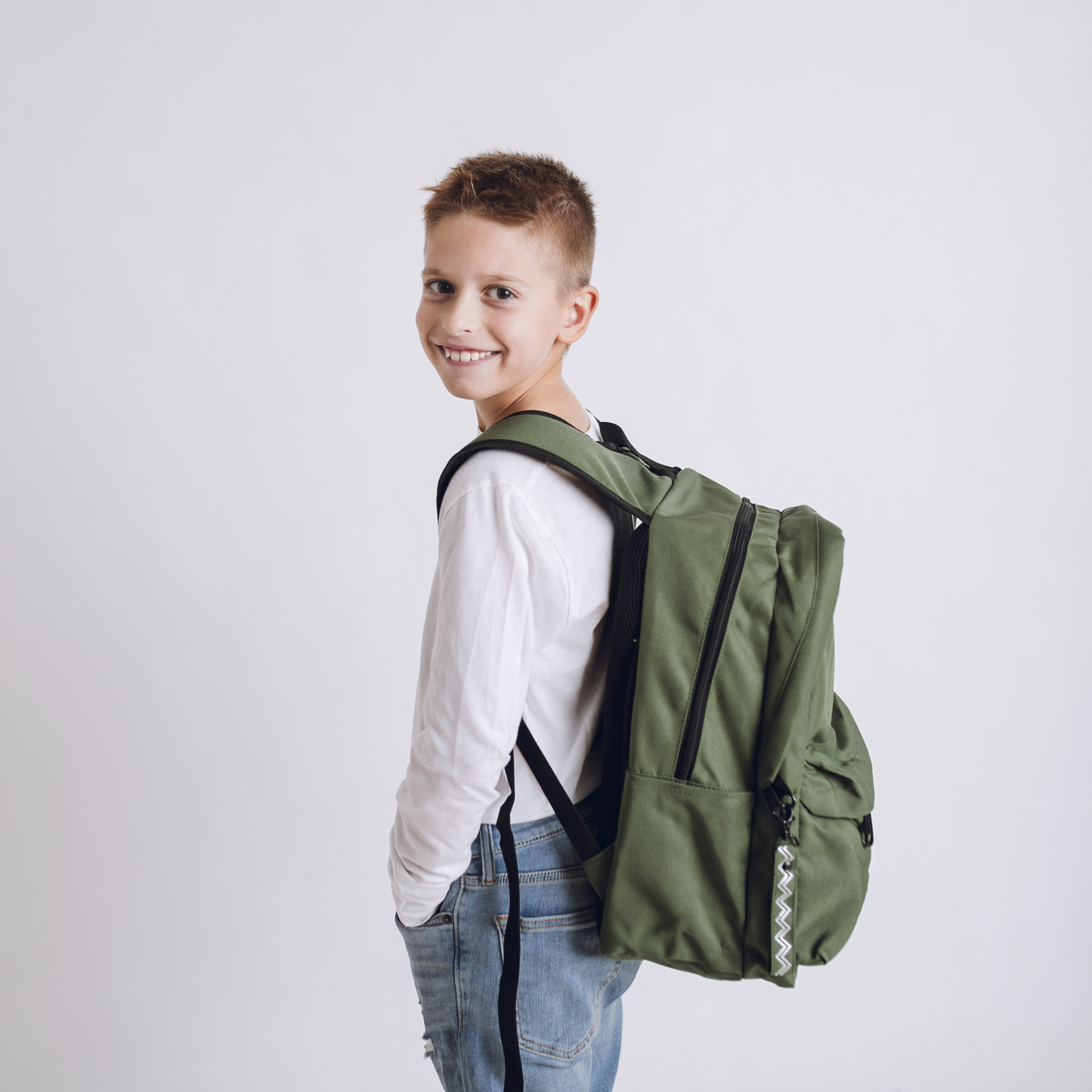 Monochrome EKO Ergonomický eko batoh z recyklovaných materiálov OLIVE 25l