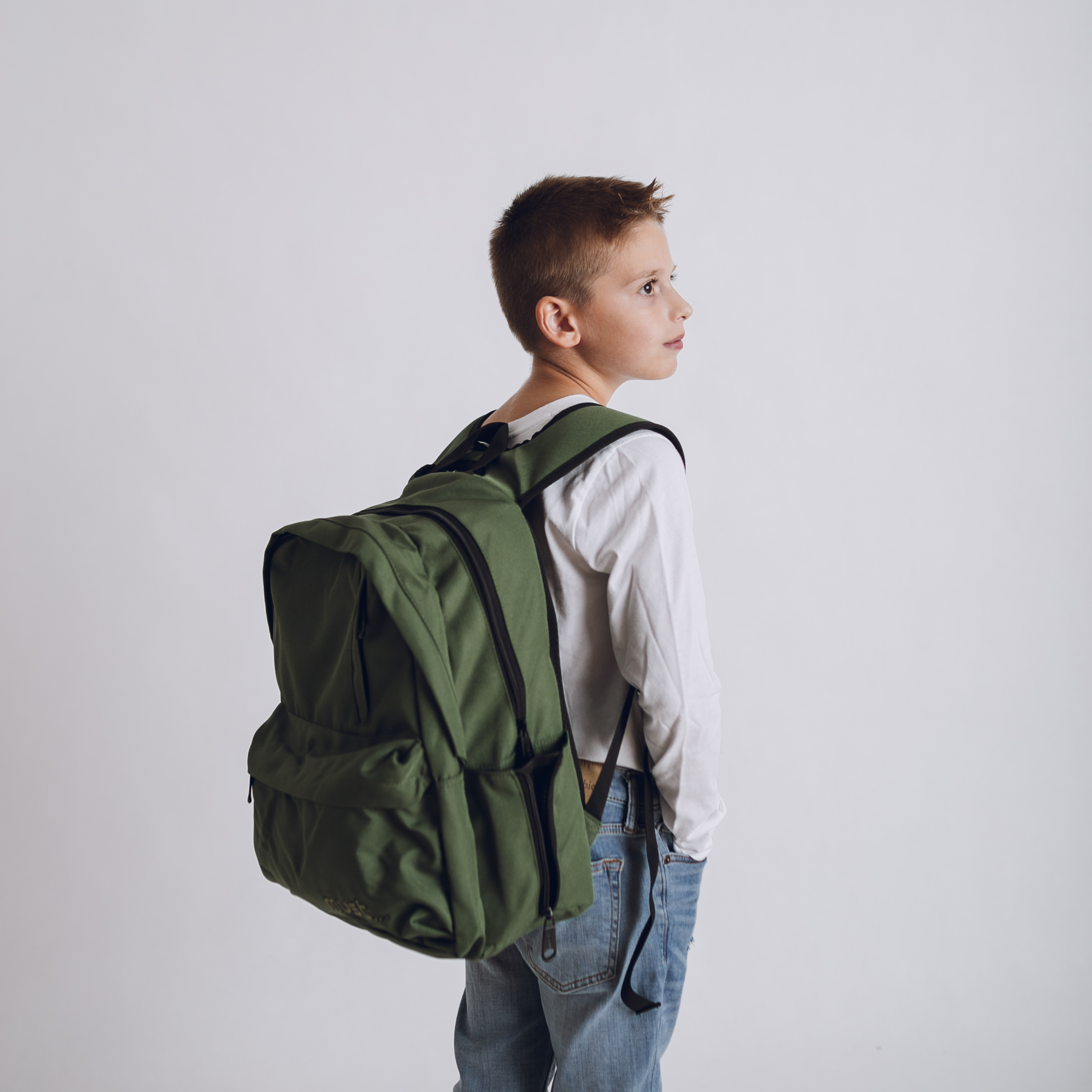Monochrome EKO Ergonomický eko batoh z recyklovaných materiálov OLIVE 25l
