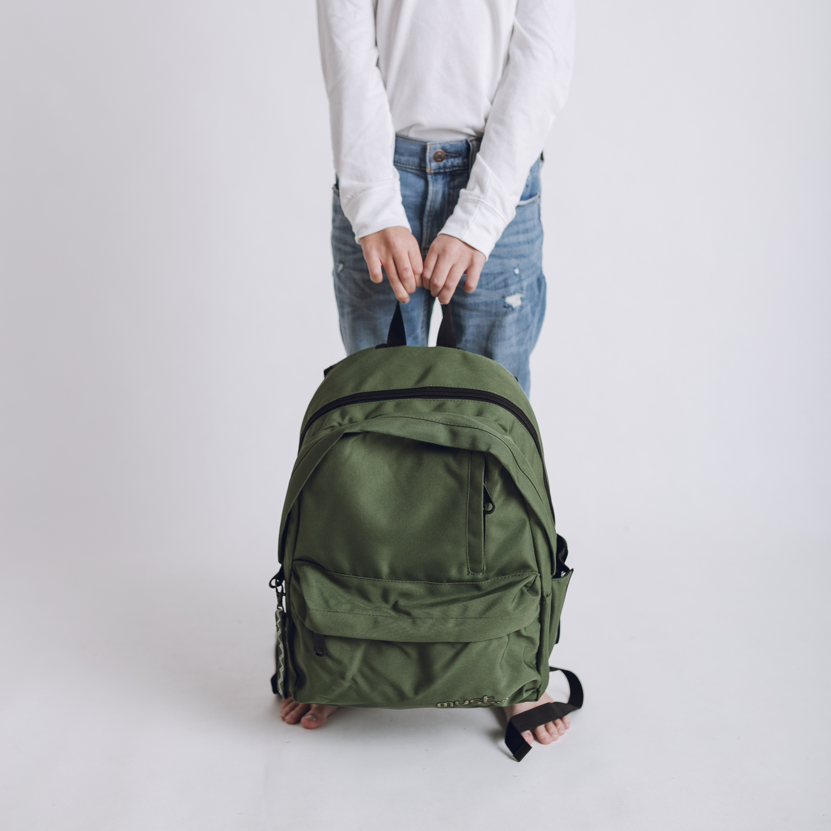 Monochrome EKO Ergonomický eko batoh z recyklovaných materiálov OLIVE 25l
