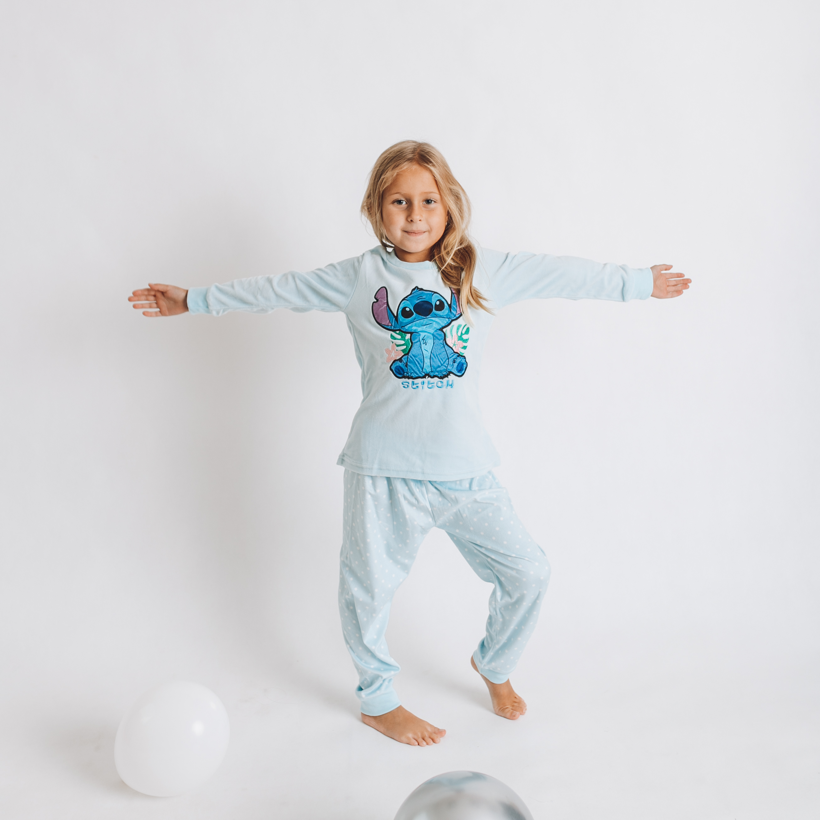 Lilo a Stitch Velúrové detské pyžamo Stitch Veľkosť: 110