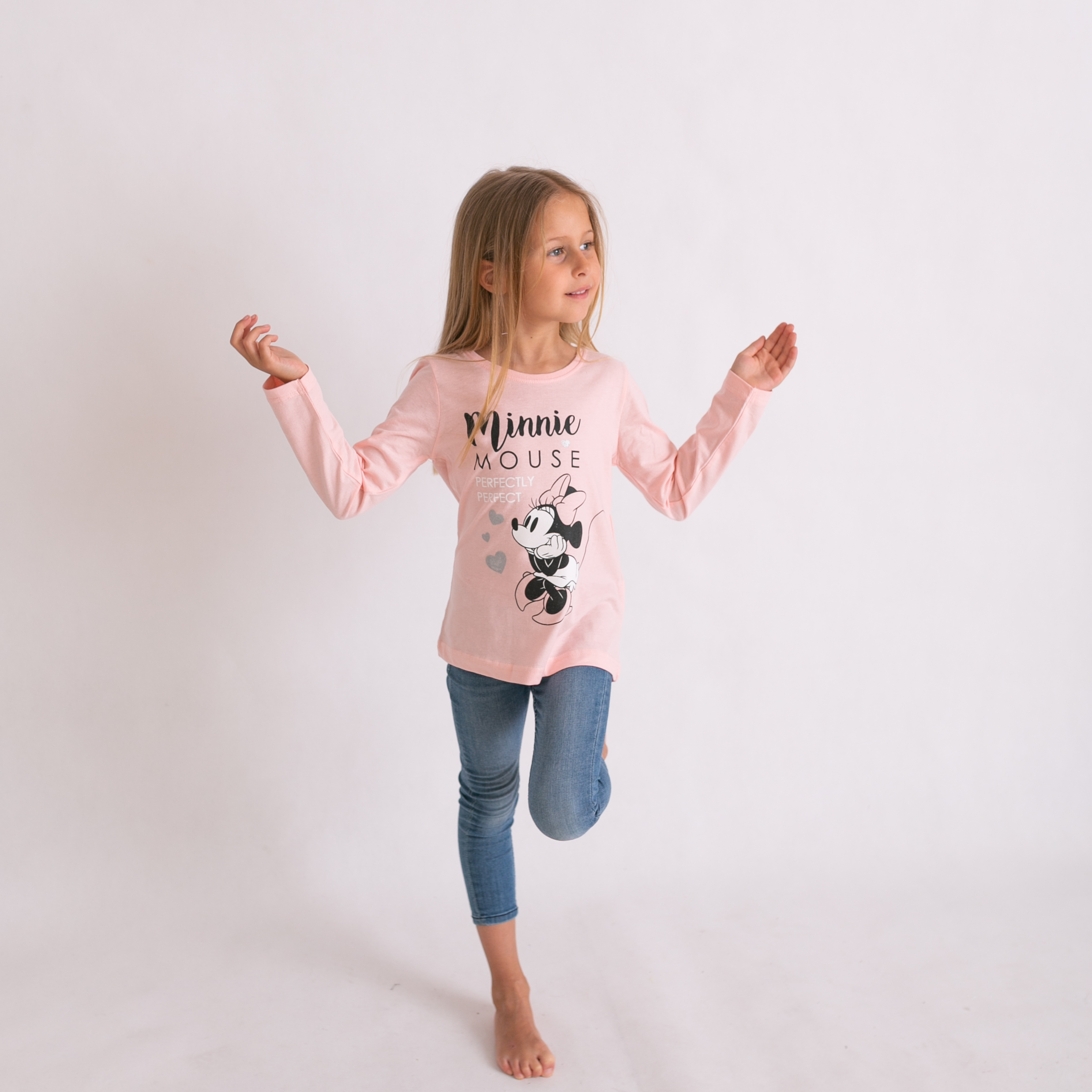 Minnie Mouse Tričko Minnie Perfect ružové Veľkosť: 128