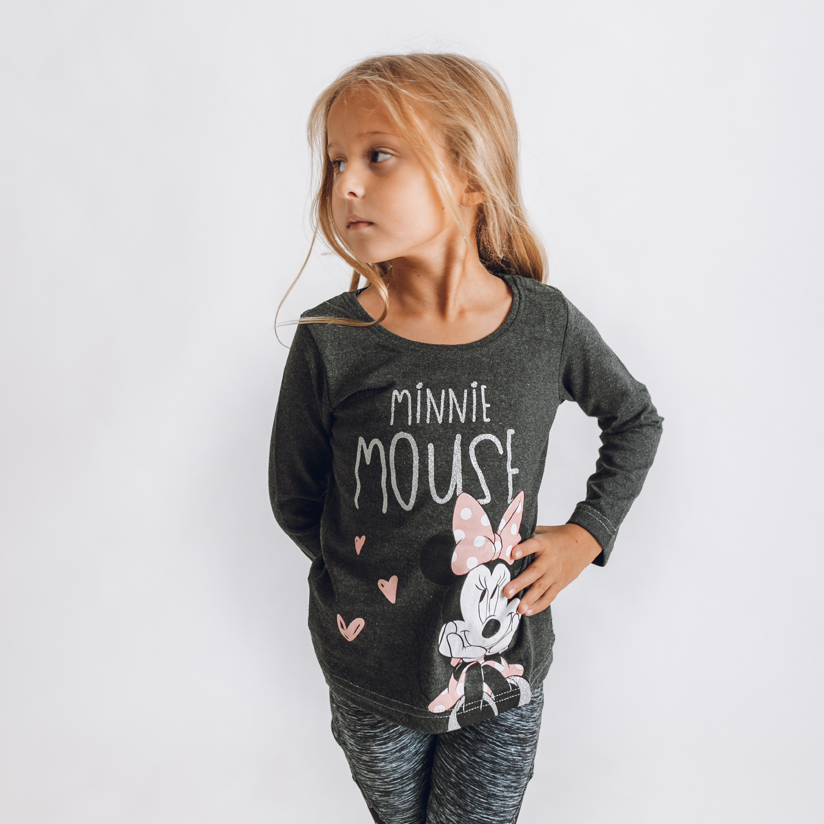Tričko Minnie Mouse sivé Veľkosť: 128