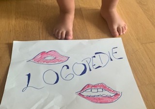 Zafixované logopedické vady samy věkem nezmizí, je potřeba vyhledat pomoc logopeda