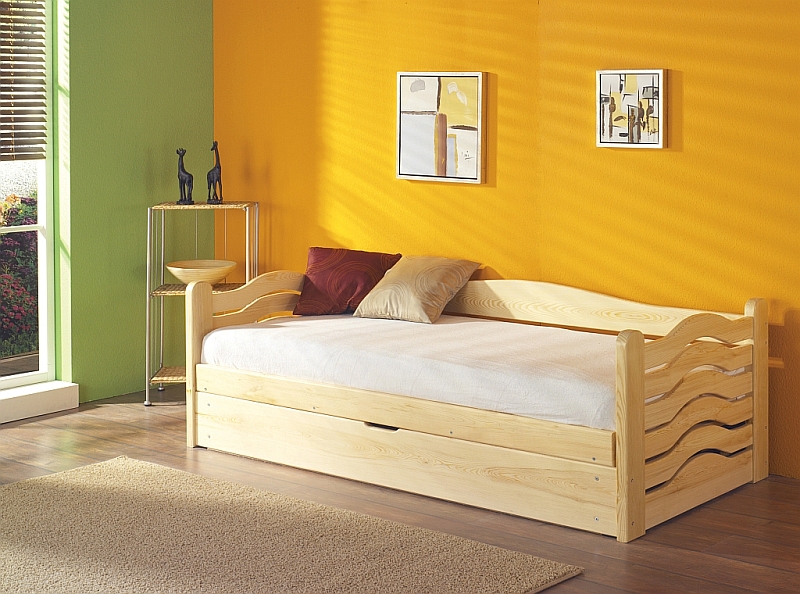Dřevěná postel OLGA s úložným prostorem borovice masiv .Povrchová úprava: Bílá, Rozměr: 80 x 180 cm
