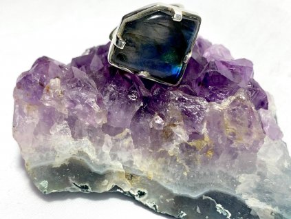 116942782 330392851677745 8102622131680565712 n