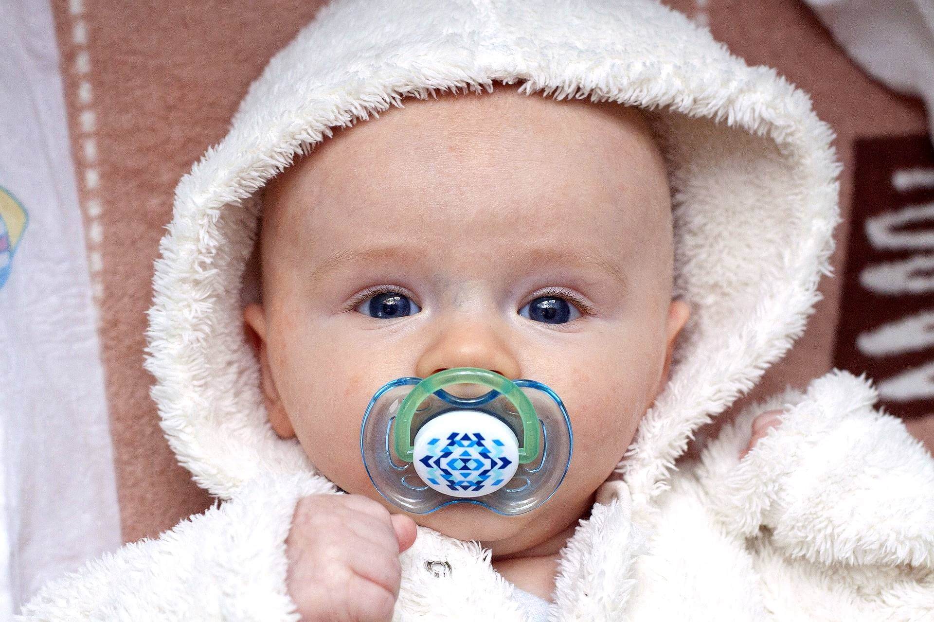 Kdy dát miminku dudlík