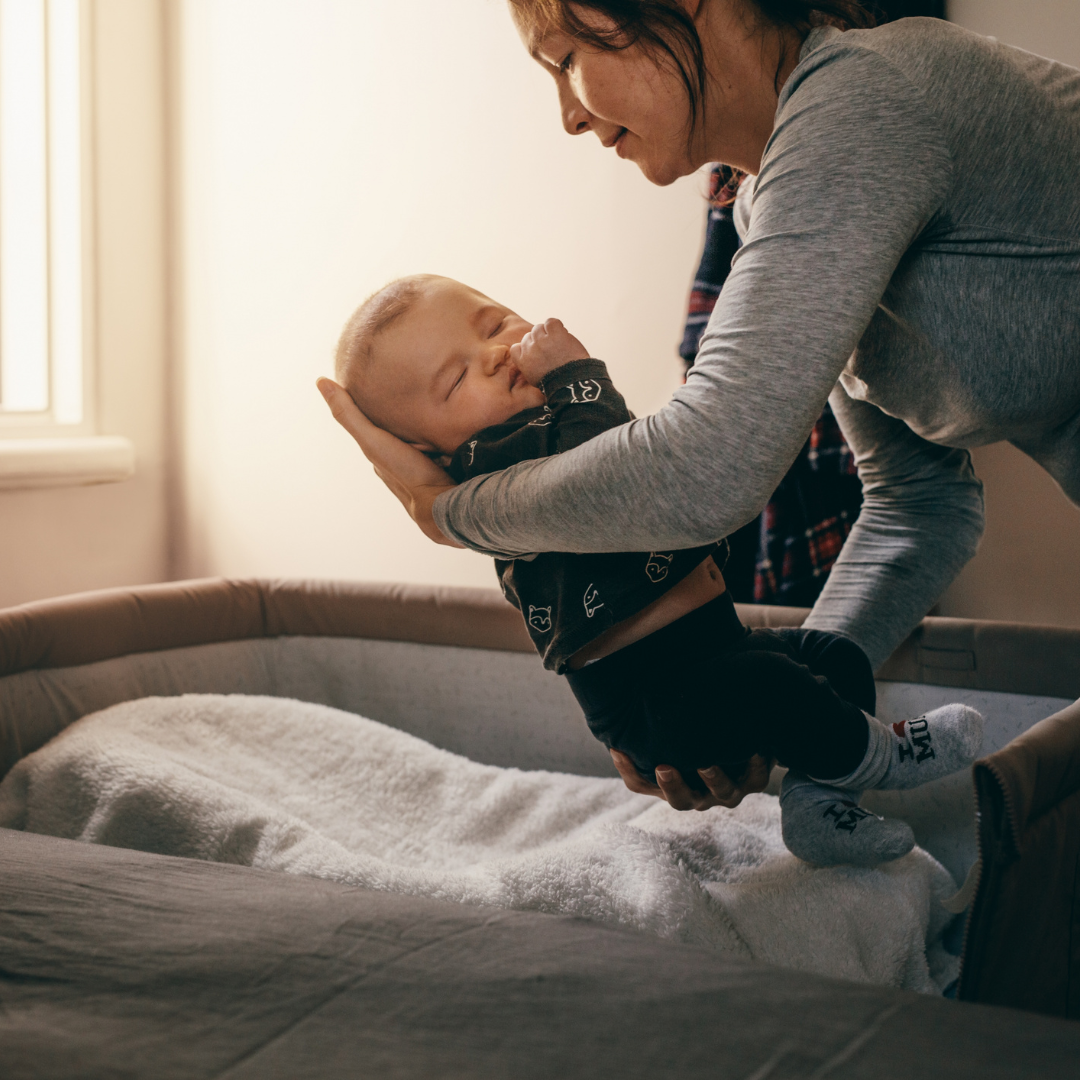 Jak uspat miminko přes den