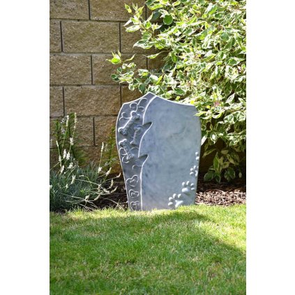 73 zvireci pomnik hargo bilo cerny