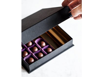 Magnetic box na pralinky