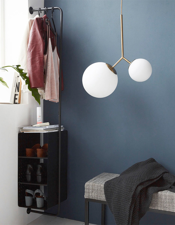 Hanging storage system Ways