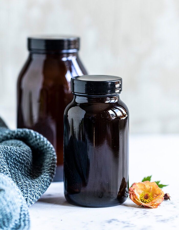 Sklenice na skladování s víčkem Amber 250 ml