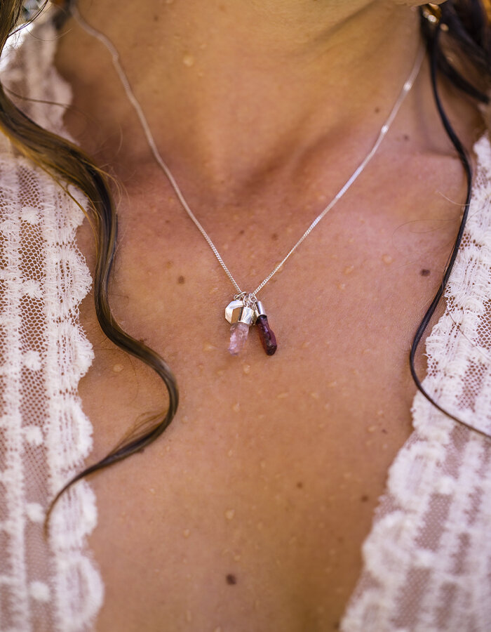 Náhrdelník morganit & garnet / silver