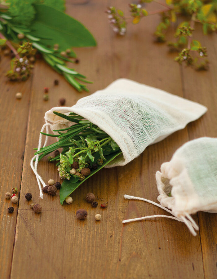 Pack of 4 Spice Bags